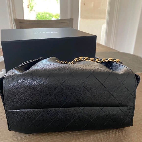 Chanel 25 - Picture 3 of 8